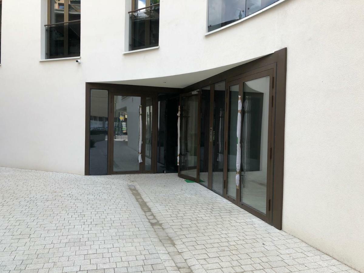 City Of The Kings Piano Apartment — Photos 1